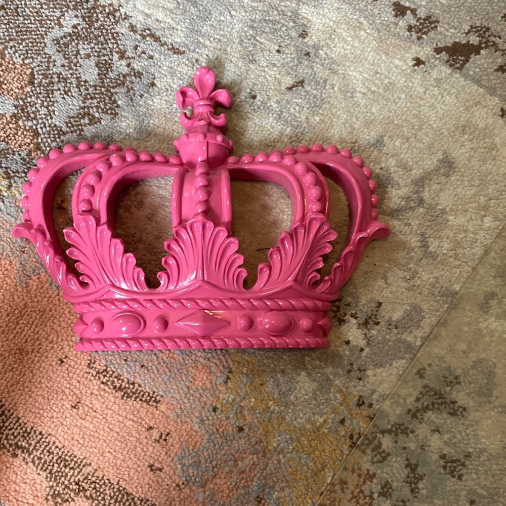 Crown decoration